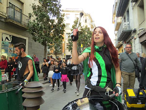 Carnestoltes 2019 a Girona. Disfresses i cercavila pels carrers del Barri Vell