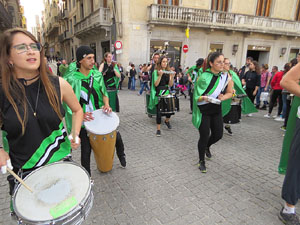 Carnestoltes 2019 a Girona. Disfresses i cercavila pels carrers del Barri Vell