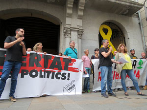 Concentració a la plaça del Vi per la independència i la llibertat dels presos polítics