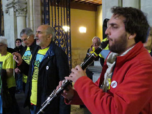Concentraci&oacute; a la pla&ccedil;a del Vi per la llibertat dels presos pol&iacute;tics, amb Cims per la Llibertat