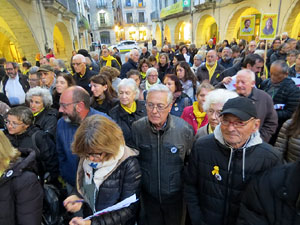 Concentració a la plaça del Vi per la independència i la llibertat dels presos polítics