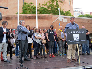 Concentraci&oacute; contra el 155 davant la subdelegaci&oacute; dels govern espanyol a la Gran Via de Jaume I
