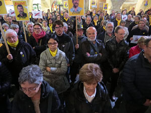 Concentraci&oacute; a la pla&ccedil;a del Vi per la independ&egrave;ncia i la llibertat dels presos pol&iacute;tics