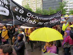 Concentració contra l'exclusió de Carles Puigdemont, Toni Comí i  Clara Ponsatí a les eleccions Europees