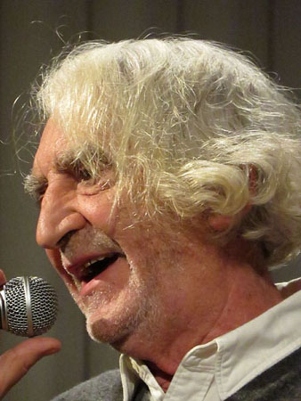 Roger Cosme Esteve, durant el concert