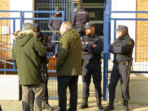 Concentració per la detenció del alcaldes de Verges i Celrà, Ignasi Sabater i Daniel Cornellà, i catorze persones més