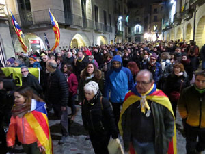 Manifestaci&oacute; per la detenci&oacute; del alcaldes de Verges i Celr&agrave;, Ignasi Sabater i Daniel Cornell&agrave;, i catorze persones m&eacute;s