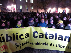 Manifestaci&oacute; per la detenci&oacute; del alcaldes de Verges i Celr&agrave;, Ignasi Sabater i Daniel Cornell&agrave;, i catorze persones m&eacute;s