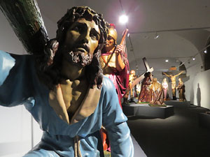 Exposició'Expressió artística de la passió i mort de Jesucrist' a la Casa de Cultura