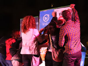 Inici de la campanya pel S&Iacute; al refer&egrave;ndum a la pla&ccedil;a de la Independ&egrave;ncia