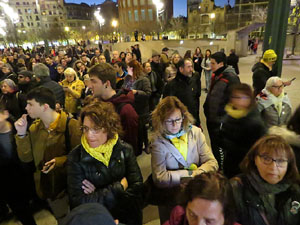 Manifestació contra el judici al procés. Concentració a la plaça de l'U d'octubre de 2017 i manifestació fins els Jutjats de Girona
