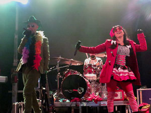 Nadal 2018 a Girona. Campanades de Cap d'Any a la Catedral de Girona i actuaci&oacute; de Loca Histeria