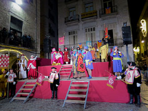 La Cavalcada de Reis 2019. Arribada del seguici a la pla&ccedil;a del Vi