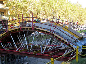 Procés de reconstrucció del pont del Dimoni de Santa Eugènia de Ter