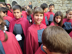 Setmana Santa 2019 a Girona. Sortida dels Manaies per lliurar el Penó