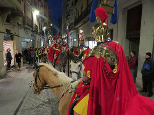 Setmana Santa 2019 a Girona. Sortida dels Manaies per lliurar el Penó