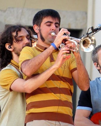 Oques Grasses en un moment de l'espectacle