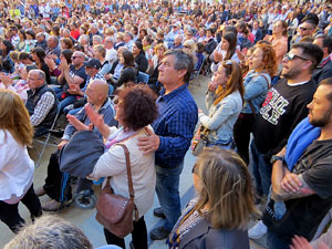 Festival A Cappella 2019. Actuaci&oacute; de Vad&eacute; a la pla&ccedil;a de la Independ&egrave;ncia