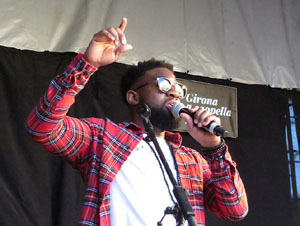 Festival A Cappella 2019. Actuaci&oacute; de Vad&eacute; a la pla&ccedil;a de la Independ&egrave;ncia