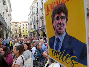 Concentració a la plaça del Vi per la independència i la llibertat dels presos polítics