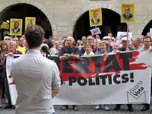Concentració a la plaça del Vi per la independència i la llibertat dels presos polítics