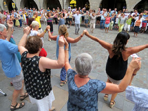 Concentració a la plaça del Vi per la independència i la llibertat dels presos polítics