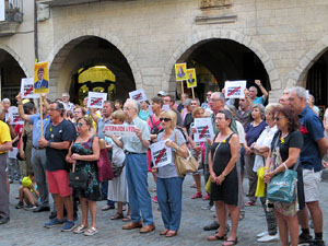 Concentració a la plaça del Vi per la independència i la llibertat dels presos polítics