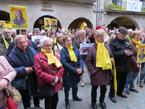 Concentració a la plaça del Vi per la independència i la llibertat dels presos polítics