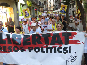 Concentraci&oacute; a la pla&ccedil;a del Vi per la independ&egrave;ncia i la llibertat dels presos pol&iacute;tics