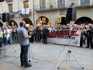 Concentració a la plaça del Vi per la independència i la llibertat dels presos polítics