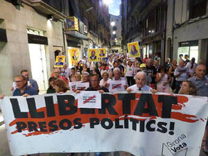 Concentraci&oacute; a la pla&ccedil;a del Vi per la independ&egrave;ncia i la llibertat dels presos pol&iacute;tics