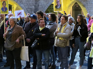 Concentració a la plaça del Vi per la independència i la llibertat dels presos polítics