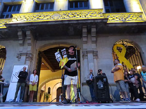 Concentraci&oacute; a la pla&ccedil;a del Vi per la independ&egrave;ncia i la llibertat dels presos pol&iacute;tics