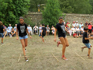 Festa Major de Sant Daniel 2019 - Danses i salutacions al monestir de Sant Daniel