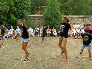 Festa Major de Sant Daniel 2019 - Danses i salutacions al monestir de Sant Daniel