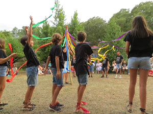 Festa Major de Sant Daniel 2019 - Danses i salutacions al monestir de Sant Daniel