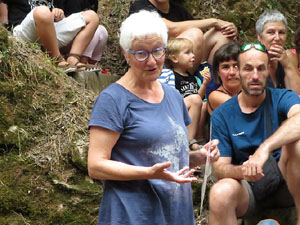 Festa Major de Sant Daniel 2019 - Audici&oacute; i ballada de la Sardana de les monges al claustre del Monestir de Sant Daniel