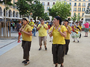 Cercavila de la Flama del Canig&oacute; 2019 fins la pla&ccedil;a del Vi