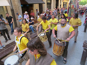 Cercavila de la Flama del Canig&oacute; 2019 fins la pla&ccedil;a del Vi
