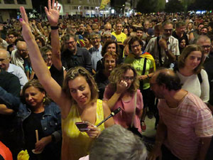Marxa de Torxes de Girona per commemorar l'1-O