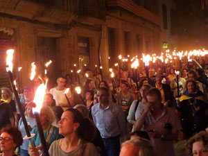 Marxa de Torxes de Girona per commemorar l'1-O