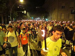 Marxa de Torxes de Girona per commemorar l'1-O