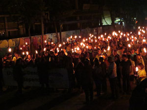 Marxa de Torxes de Girona per commemorar l'1-O