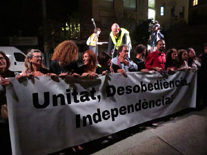 Marxa de Torxes de Girona per commemorar l'1-O