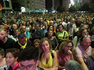 Marxa de Torxes de Girona per commemorar l'1-O