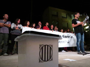 Marxa de Torxes de Girona per commemorar l'1-O