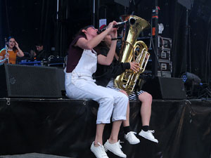 Festival Strenes 2019. Concert de Balkan Paradise Orchestra a la pla&ccedil;a Catalunya dins la programaci&oacute; de la Festa Major de l'Strenes