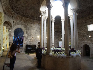 Temps de Flors 2019. Instal·lacions i decoracions florals als diversos espais dels Banys Àrabs