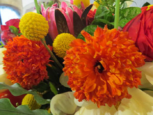 Temps de Flors 2019. Instal&middot;laci&oacute; floral al Palau de Caramany