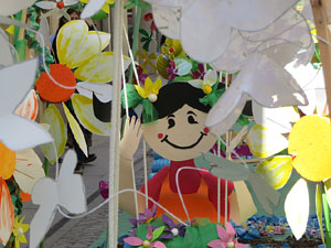 Temps de Flors 2019. Instal&middot;lacions i muntatges als espais del carrer Nou